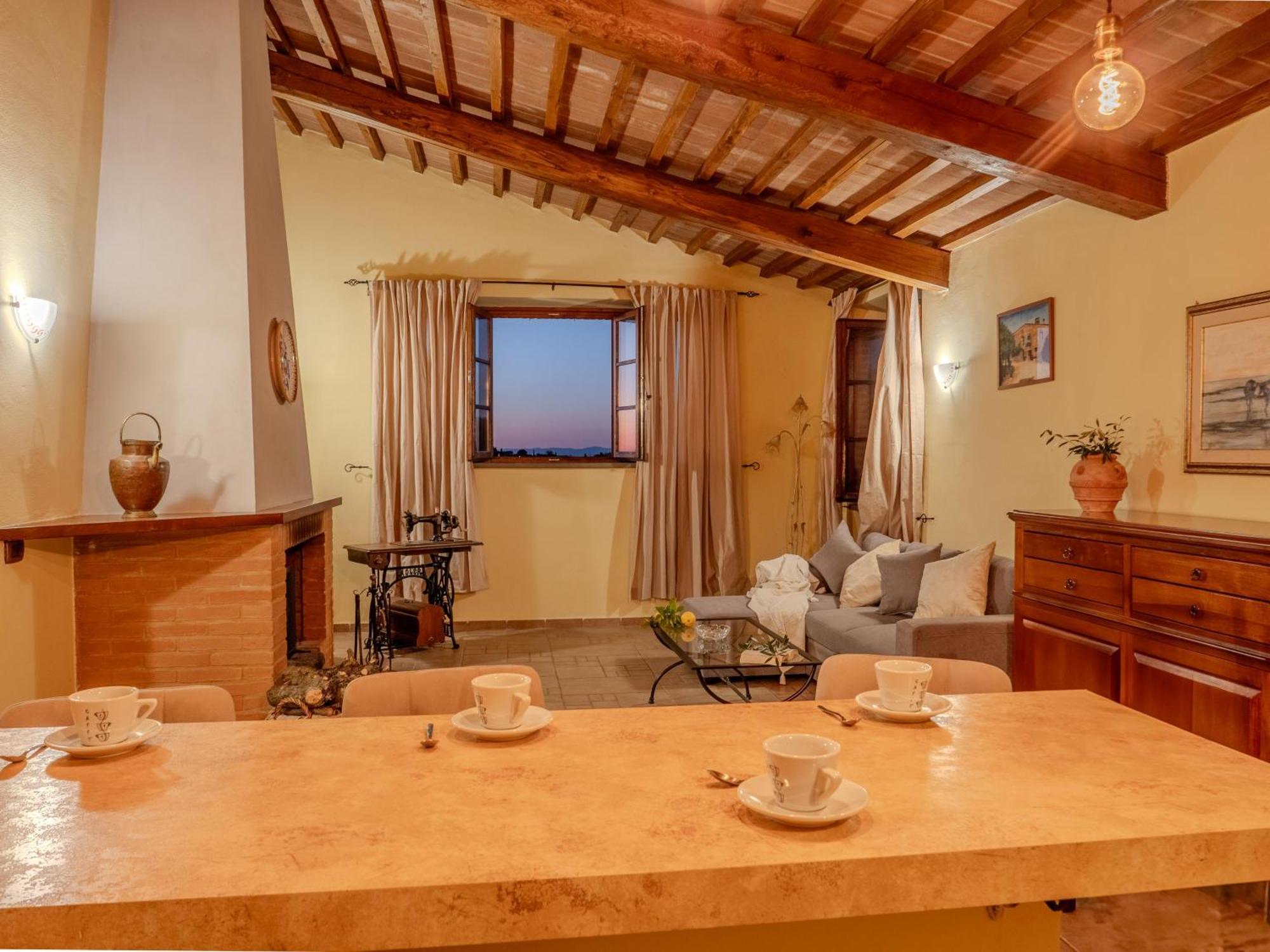 Agriturismo Pascianella Appartamento Bel Tramonto Castelmuzio Екстер'єр фото